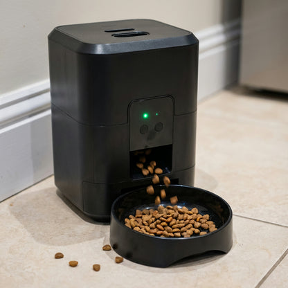 Automatic cat feeder