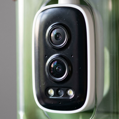 Bird Feeder With Camera